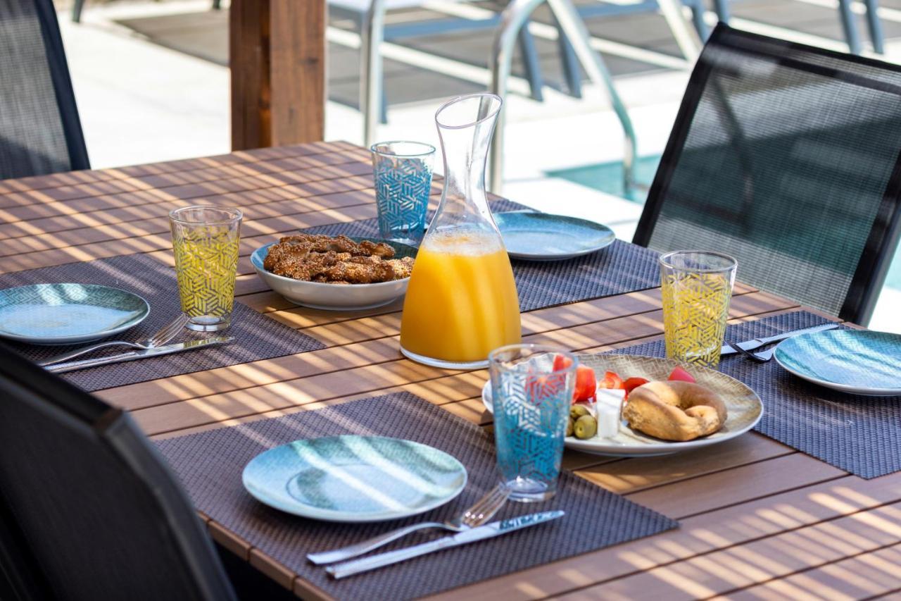 Cato Agro 5, Seafront Villa With Private Pool Afiartis Buitenkant foto