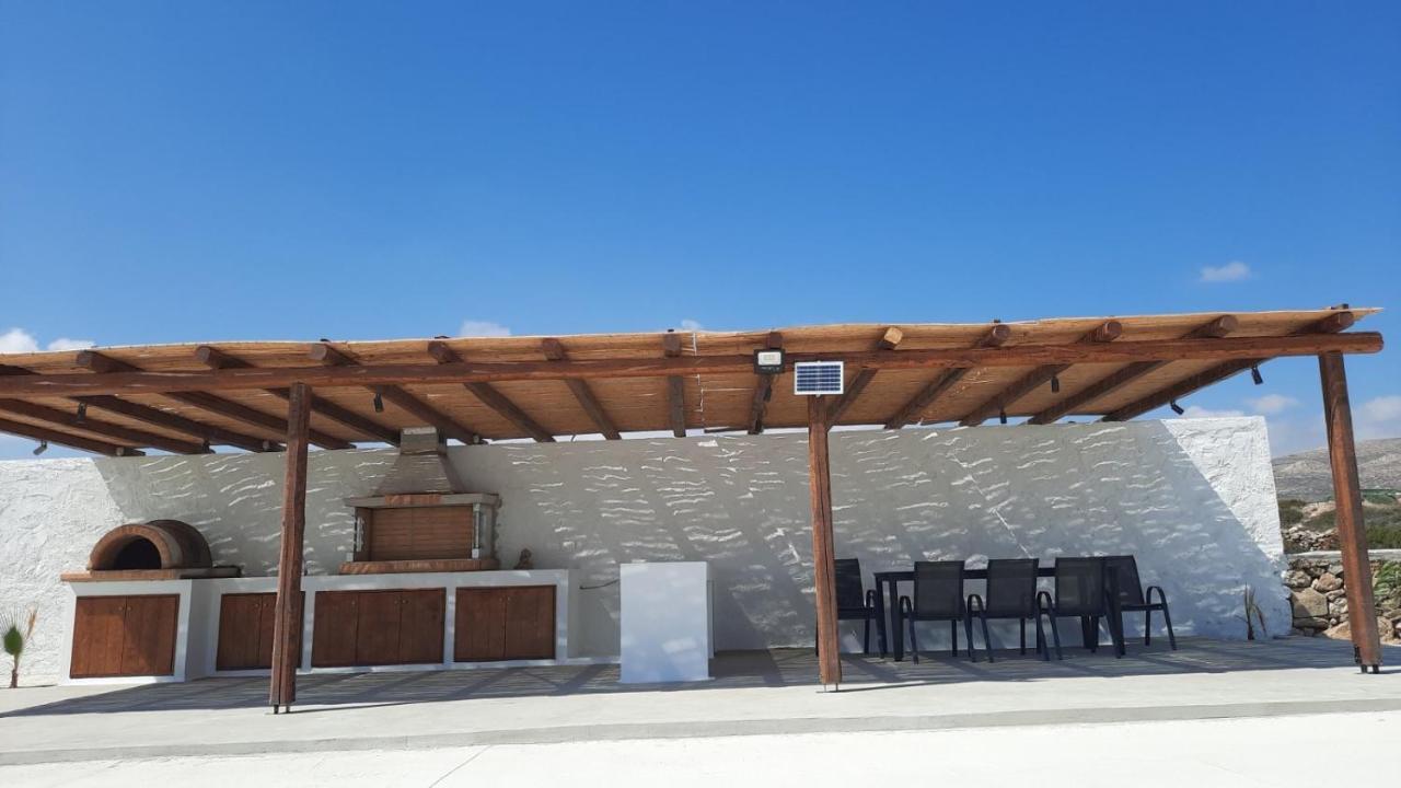 Cato Agro 5, Seafront Villa With Private Pool Afiartis Buitenkant foto